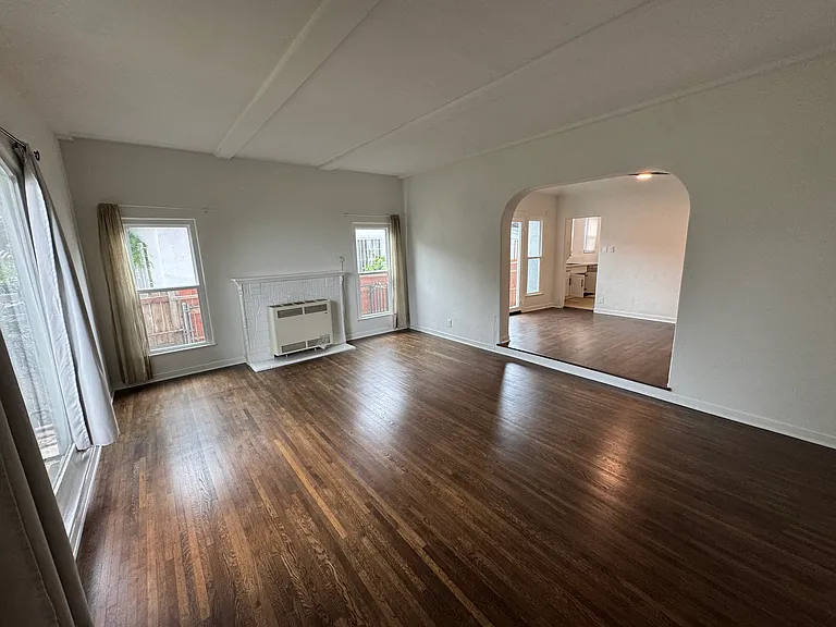 1874 S Redondo Blvd #1874 — Photo 6