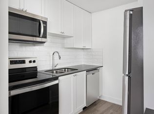 2200 Roche Court, Mississauga, ON L5K 3Z6