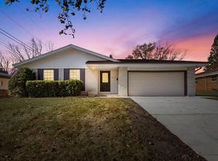 6925 N 85th St, Milwaukee, WI 53224