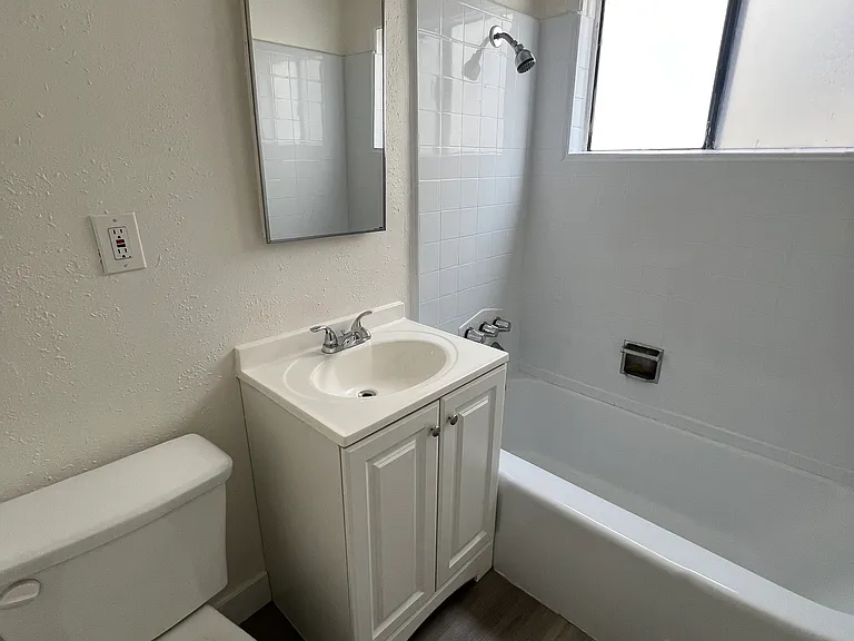 1812 Garfield Pl #1 — Photo 8