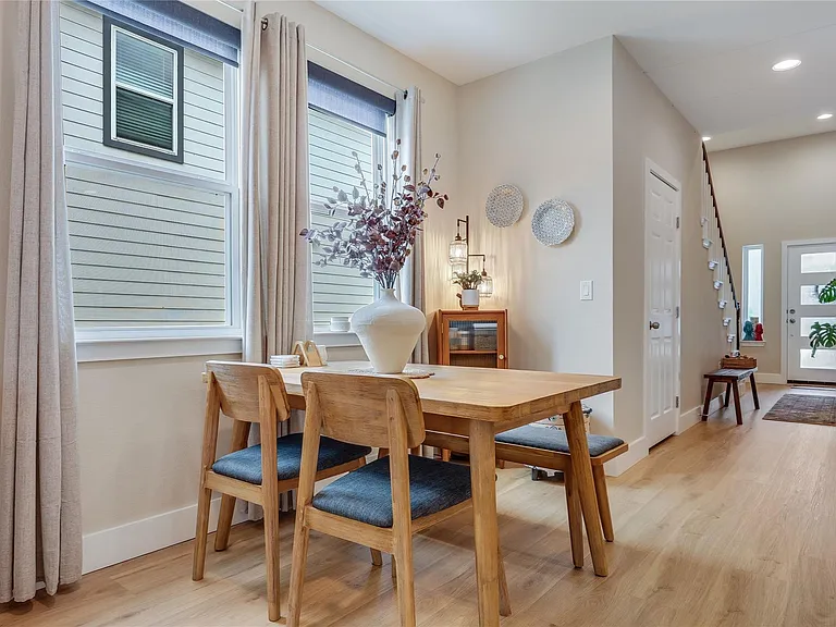 5403 Dimesky Ln — Photo 14