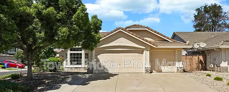 8992 Panamint Ct