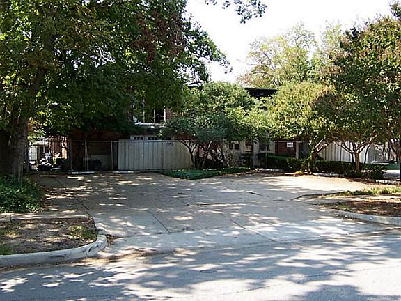 5th image of 4107 Holland Ave