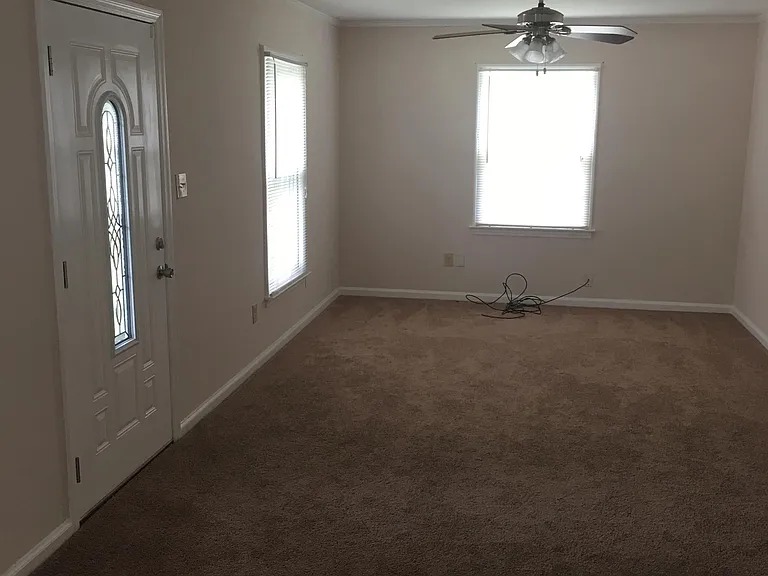 1801 Cotton Ct — Photo 3