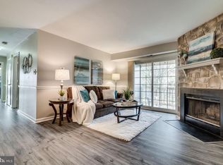 6908 Victoria Dr UNIT F, Alexandria, VA 22310