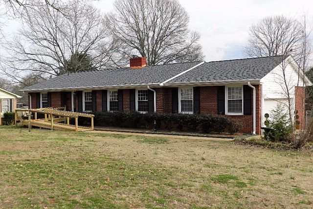 1st image of 113 Westland Dr