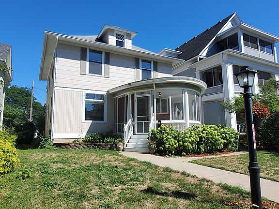 4th image of 2305 Girard Ave S