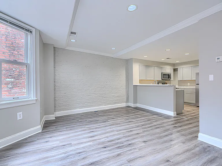 333 S Fremont Ave #H — Photo 3