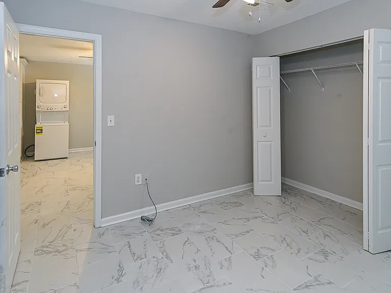 2515 Grimwood Rd #B — Photo 14