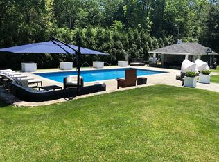 3 Soundview Ln, Sands Pt, NY 11050