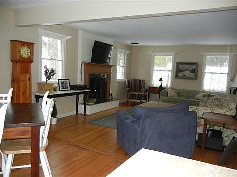 Living room with entertaining area