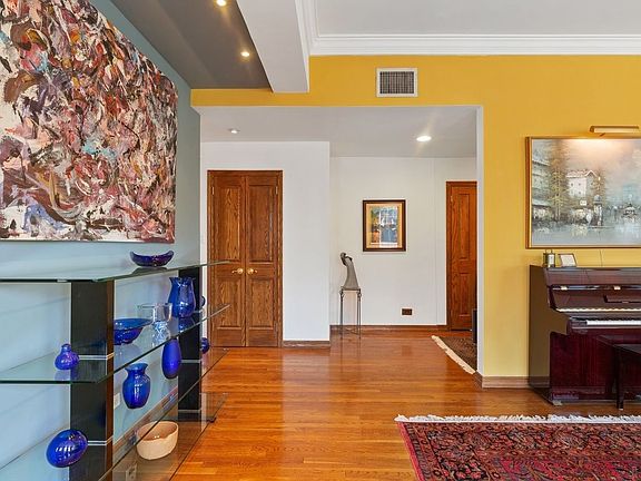 5th image of 601 W End Ave APT 13B
