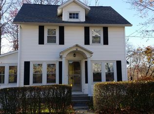 90 Pine View Ave, Worcester, MA 01603