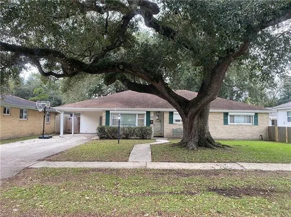 536 Olive Ave, Harvey, LA 70058