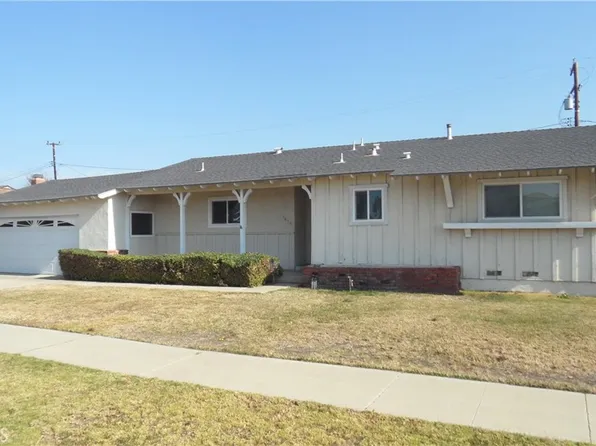 1655 N Fireside St, Orange, CA 92867