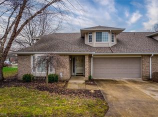 107 Furnace Run Dr, Akron, OH 44307