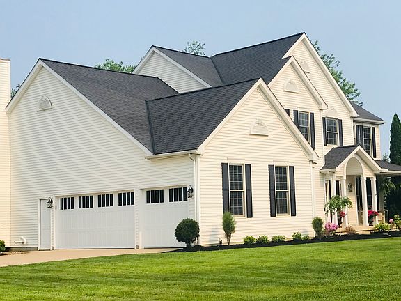 4th image of 634 Parkside Dr