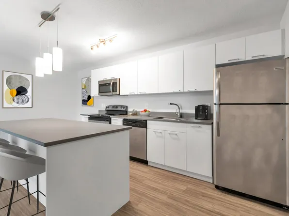 10 Michener Dr, Regina, SK S4V 1R2