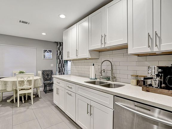 2nd image of 2251 NW 45th Avenue