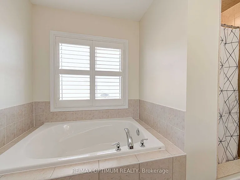 3 Bittersweet Rd — Photo 22