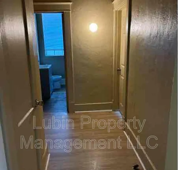 2077 Vollintine Ave — Photo 6