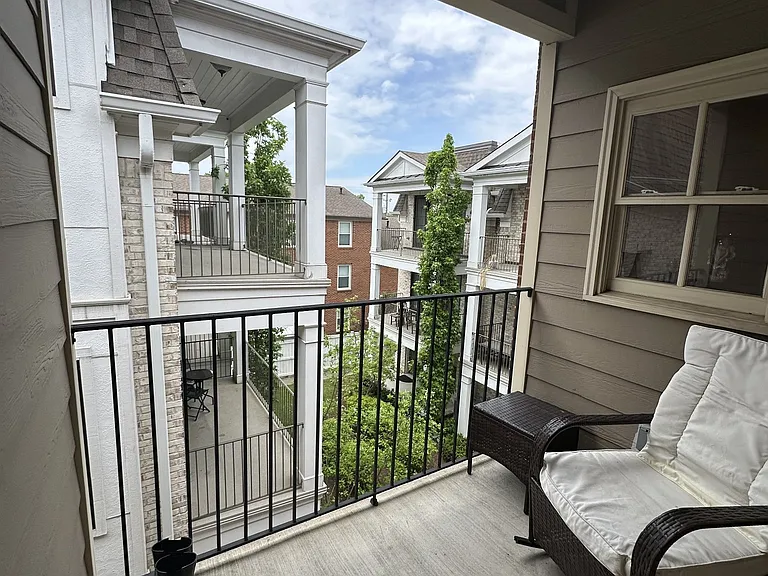 2114 Acklen Ave #305 — Photo 29