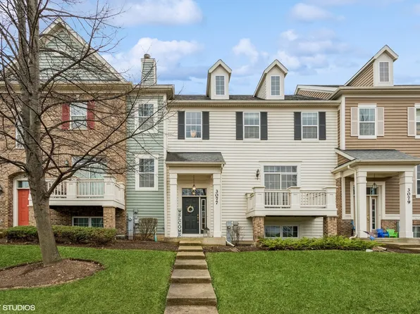 3077 Hughsdale St, Elgin, IL 60124