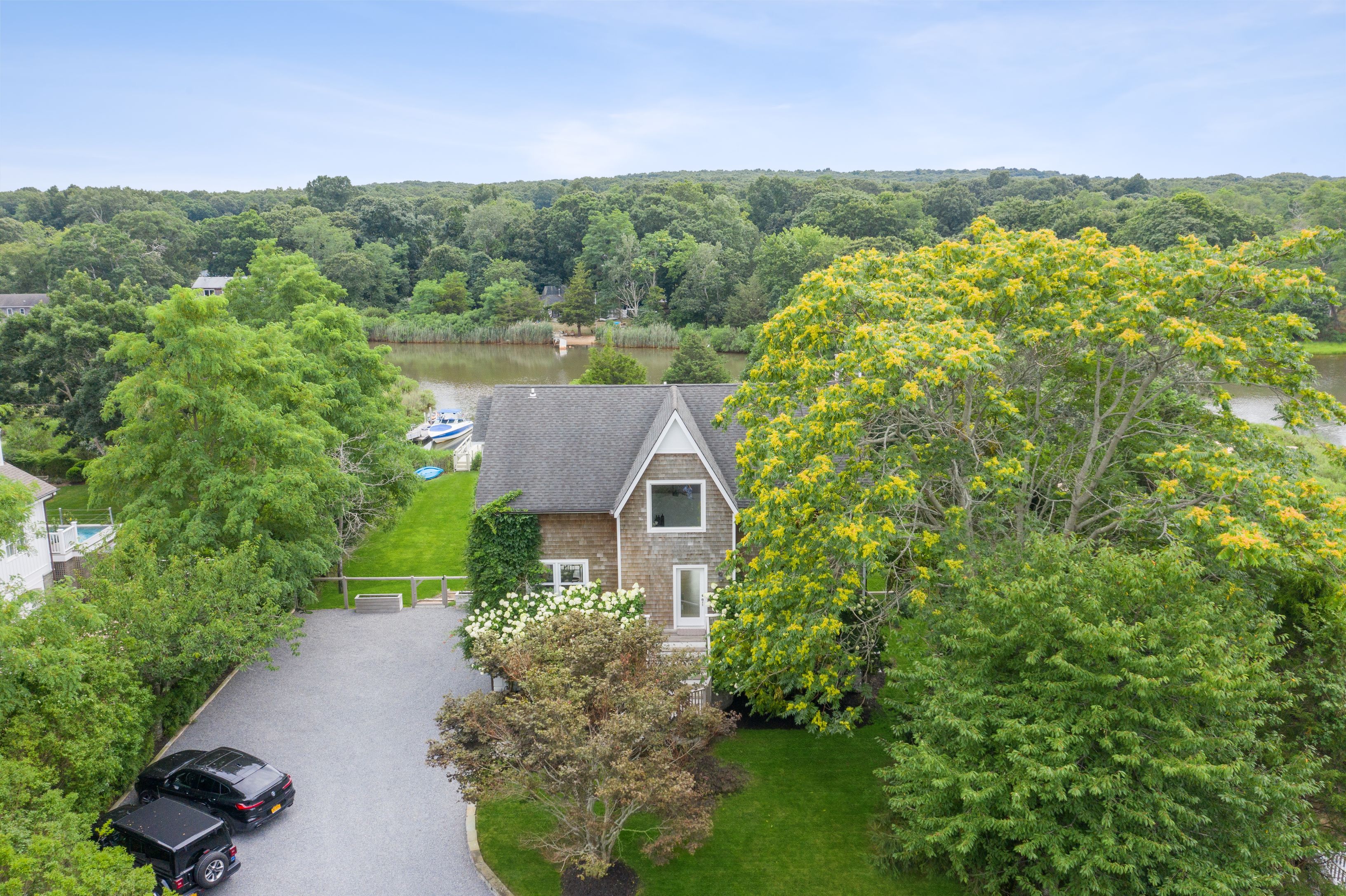 33 Morris Cove Ln, Sag Harbor, NY 11963 Out East
