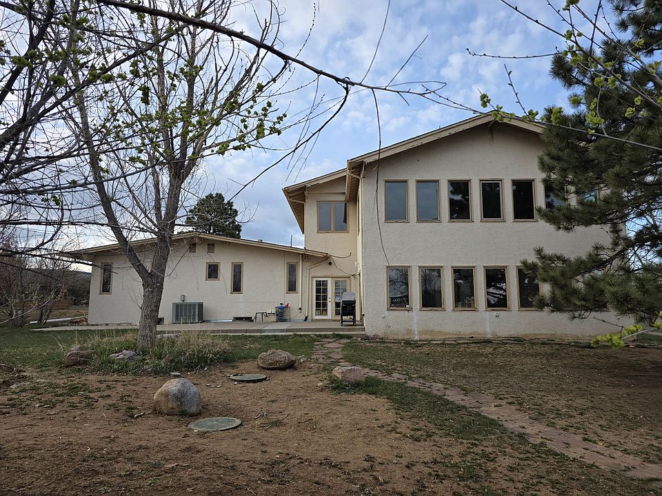 2nd image of 3800 Plateau Rd