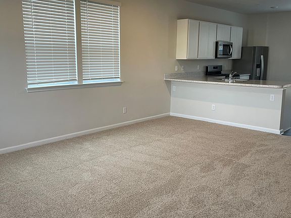 4th image of 501 Wood Duck Dr