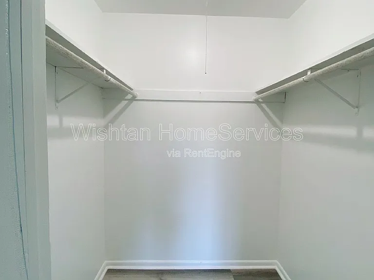 219 Charleston Blvd #5 — Photo 8
