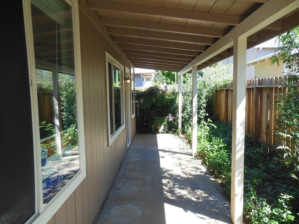 1st image of 211 Electric St