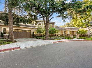 2002 Sunnyview Ln, Mountain View, CA 94040