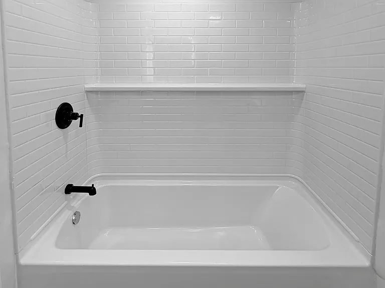 3746 Brewster St — Photo 8