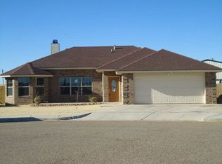 915 12th St, Wolfforth, TX 79382