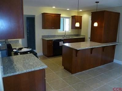 2nd image of 1014 Rosewood Dr