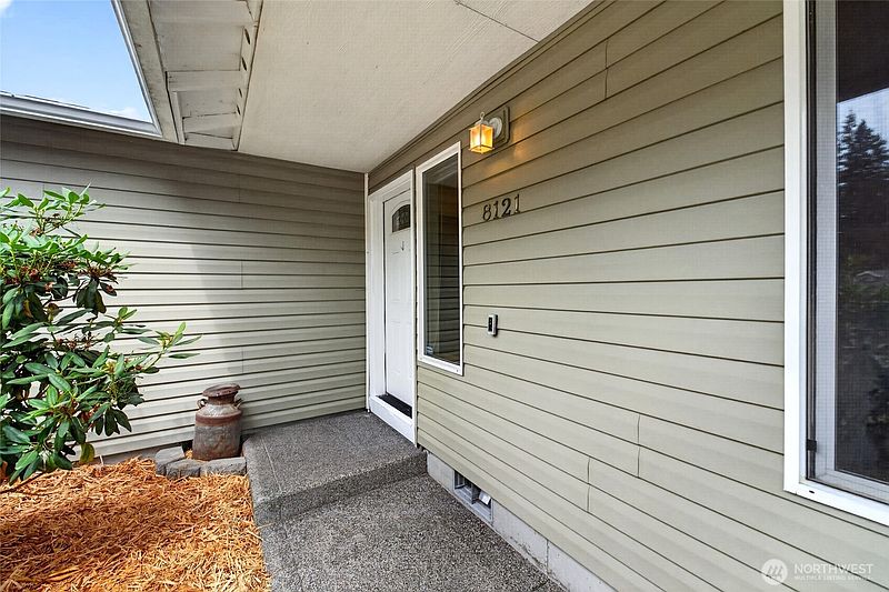 4th image of 8121 349th Street S