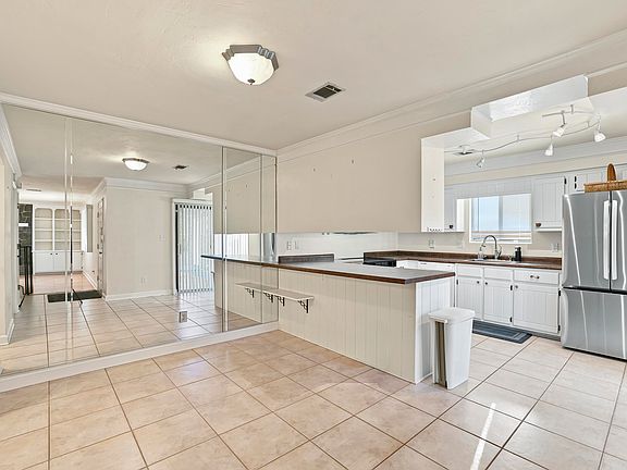 5th image of 3219 Thomasville Rd APT 2B