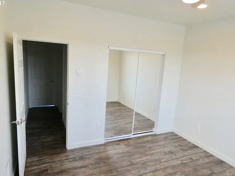 3111 Periwinkle Ln — Photo 9