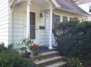 726 Briar Hill Rd, Madison, WI 53711