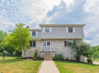 8104 Nuttals Grove Rd, Pittsburgh, PA 15239