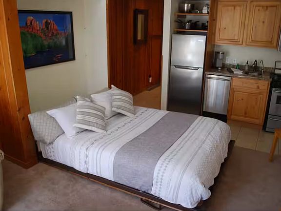3rd image of 1385 Lowell Ave #216