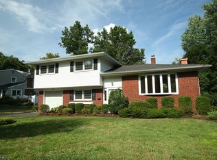 47 Stockton Rd, Summit, NJ 07901