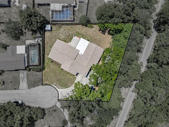 4th image of 37634 HIDDEN PARK COURT