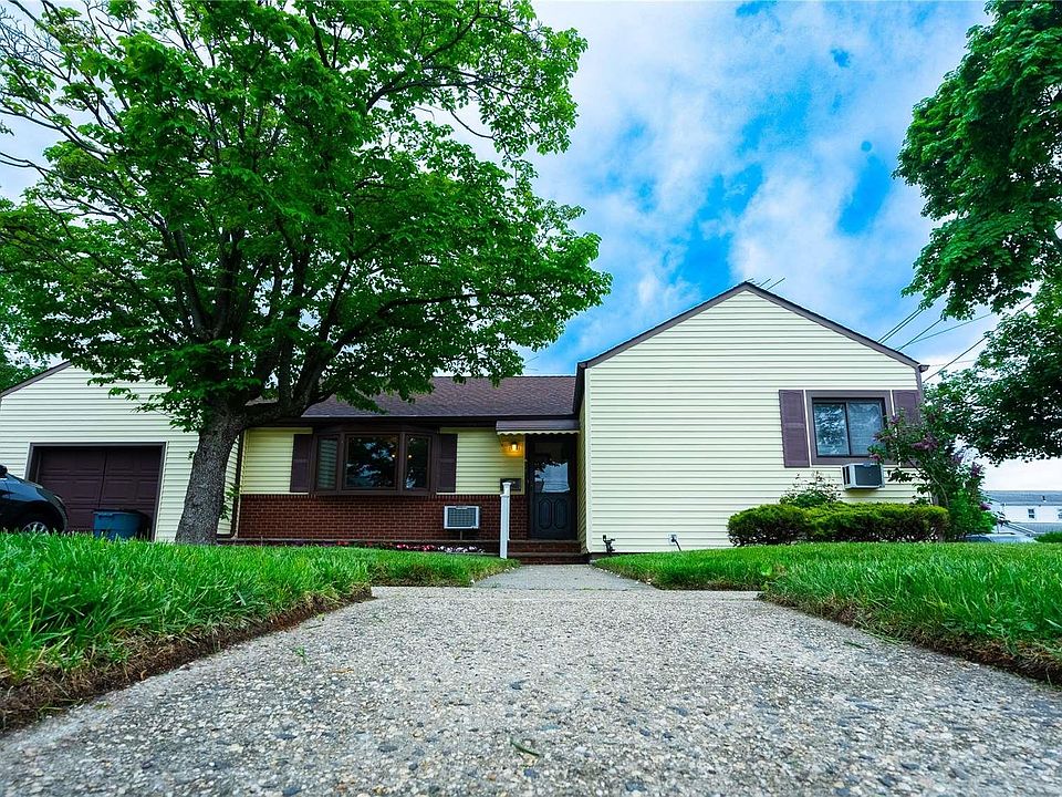 1st image of 1020 Cherry Lane