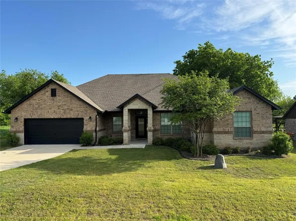 8272 Money Ln, Fort Worth, TX 76126