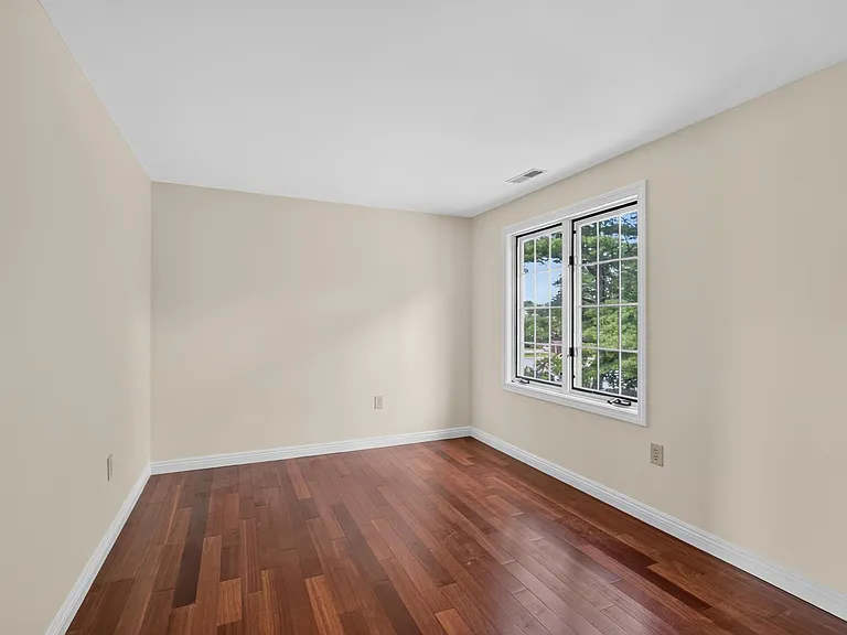 128 Parker St #3C — Photo 18