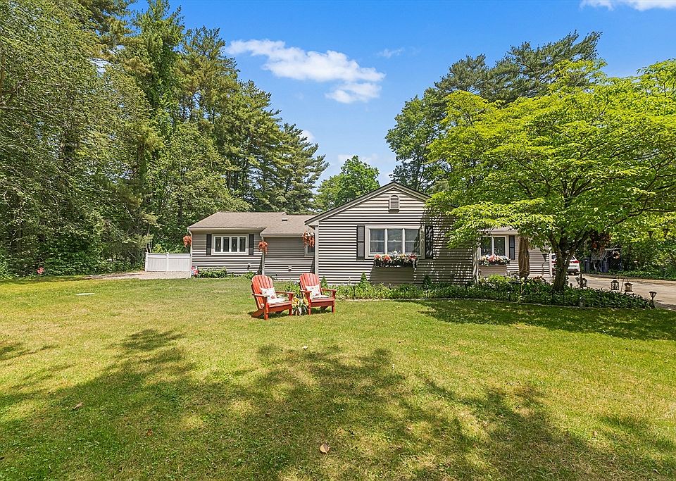 1st image of 23 Paradise Ln