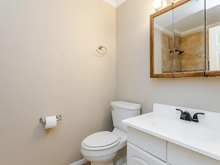 3406 Hastings Dr — Photo 10