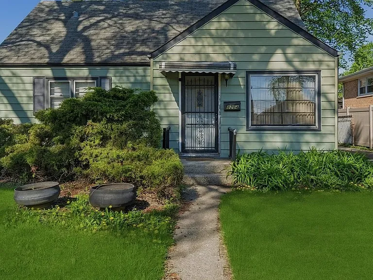8204 Austin Ave — Photo 1